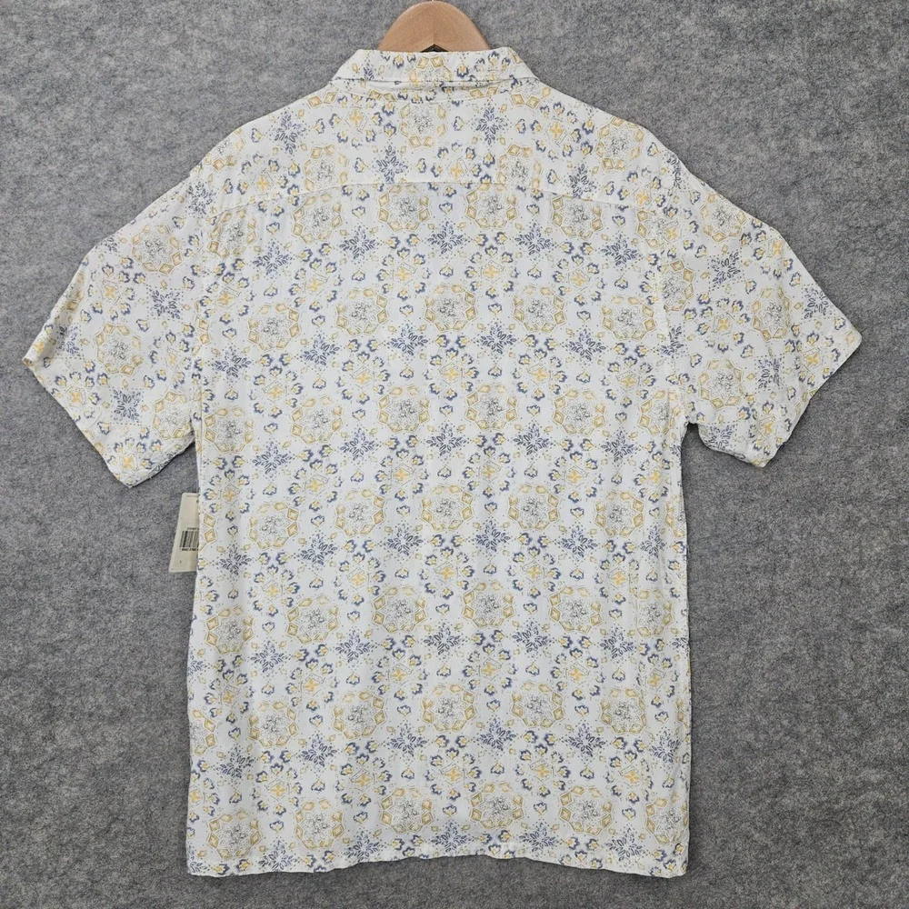NEW Levis Classic Camper Shirt Men's Small White Printed Relaxed Fit Viscose NWT